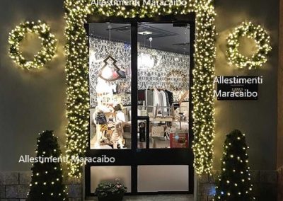 Addobbi natalizi locali negozi aziende allestimenti a tema natale Ancona Macerata Porto Recanati Civitanova Marche