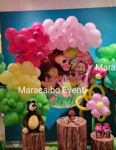 allestimento a tema Masha e Orso palloncini evento festa primo compleanno Civitanova Marche Porto Recanati